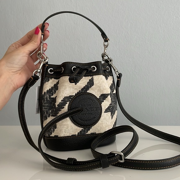 New with tags. Coach mini bucket bag - Picture 2 of 6